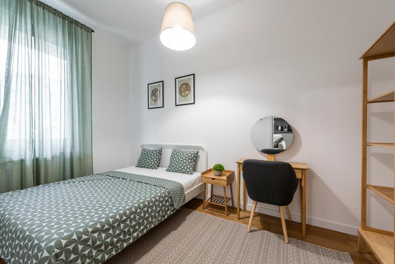Vertigo One Bedroom Apartment-Free Private Parking Újvidék Kültér fotó